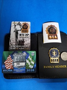 NOVELTY 2026 NYPD NYC MINI DEA DETECTIVE FAMILY MEMBER WALLET SET FREE# COURTESY