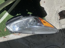 Used Right Headlight Assembly fits: 2014 Ford...