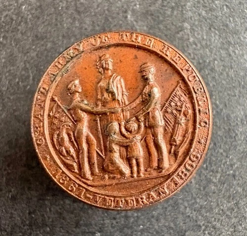 Grand Army of the Republic (GAR) Veteran's Button (1861-1866)