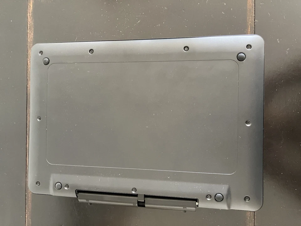 RCA Pro 12 64GB Tablet Black With Magnalink Detachable Keyboard & Original Box - Image 4 of 4