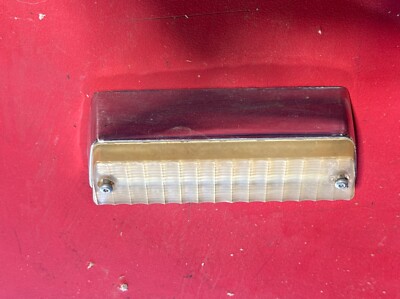 73-87 Chevy GMC Squarebody C/K10-30 Truck Rear Cab Light Housing OEM ...