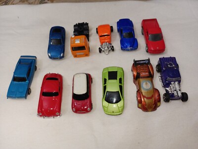 Maisto Diecast Lot Of 11 Cars 1:64 Mix | eBay