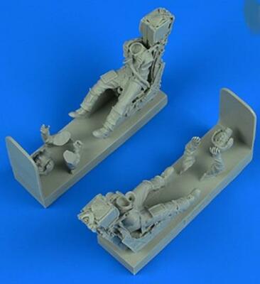 Aires 320145 1/32 Panavia Tornado IDS/ECR German Luftwaffe Pilot & Operator w/Ej