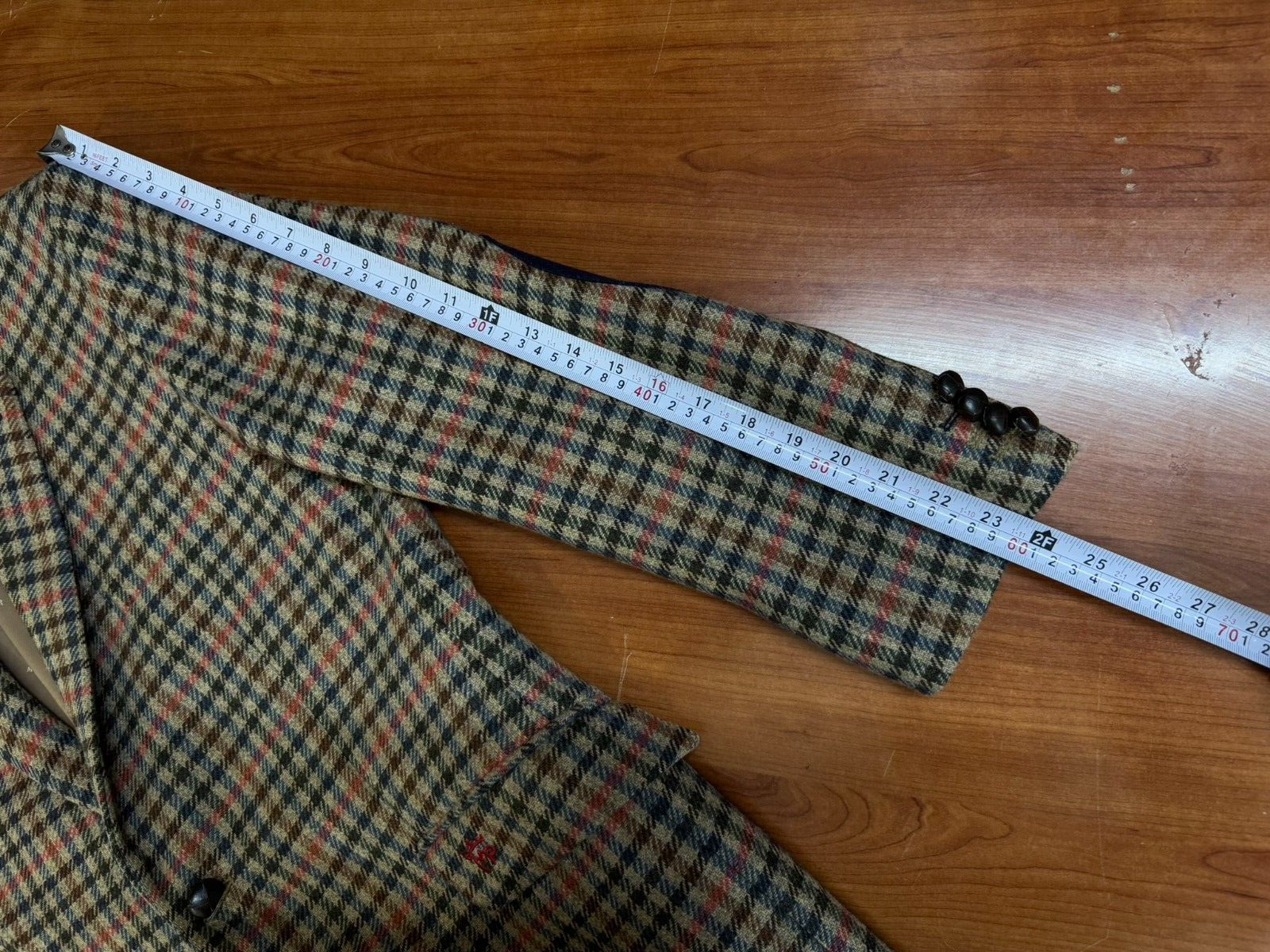 Picture 19 of 24