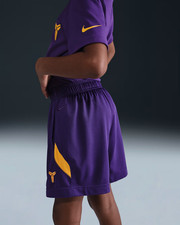 Nike Boys Dri Fit Kobe Bryant Purple Basketball Soccer Shorts XL 35