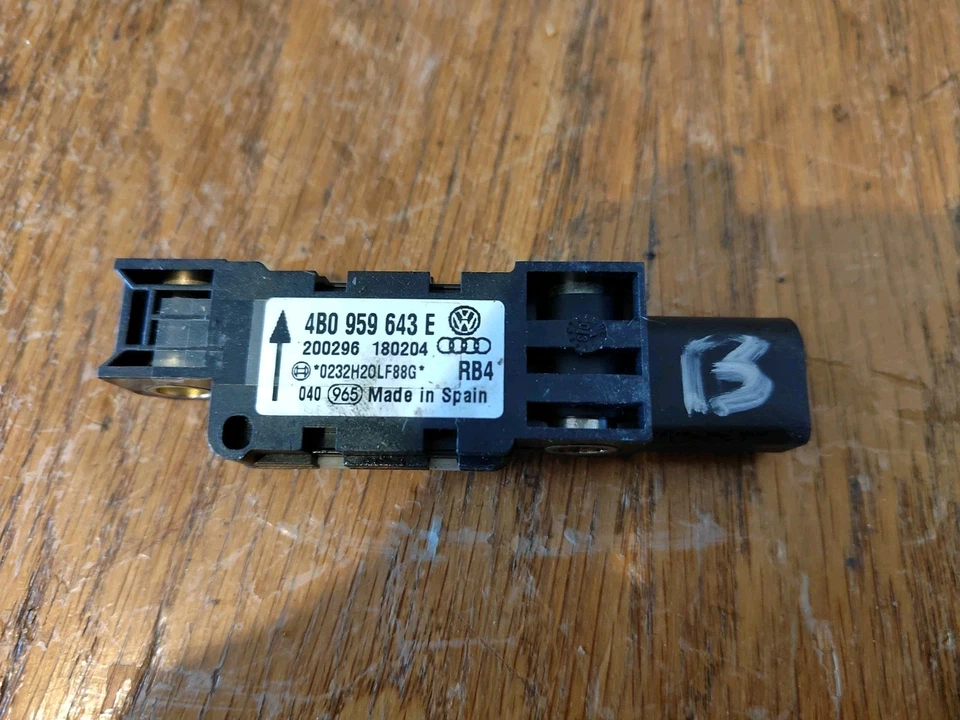 Capteur Airbag Audi A3 8p 4b0959643e - Photo 1/1