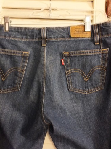 Levi Strauss Levis 515 Womens Capri Cuffed Jeans Size 6 Mid Rise Dark Blue Denim - Picture 6 of 7