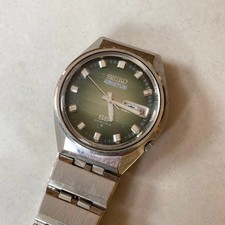 Orologio automatico quadrante verde SEIKO 5 Actus 6106-7690 usato