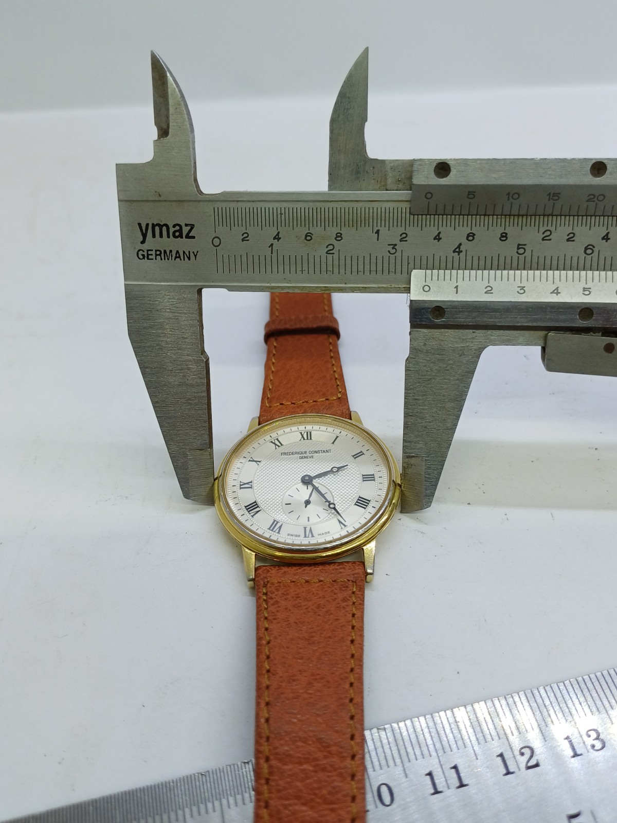 FREDREIQUE CONSTANT CLASSICS WATCH MENS QUARTZ FC-235X3S5/3S6 SAPHIRE 34MM SWISS