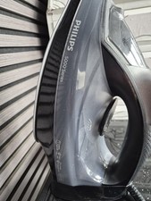Philips Steam Iron Series 5000, 2600W 200g Steam Boost Black DST5040 Inc Postage