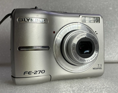 Olympus FE-270 Digital Camera 7.1MP Silver   Fully Working, With AA Batteries