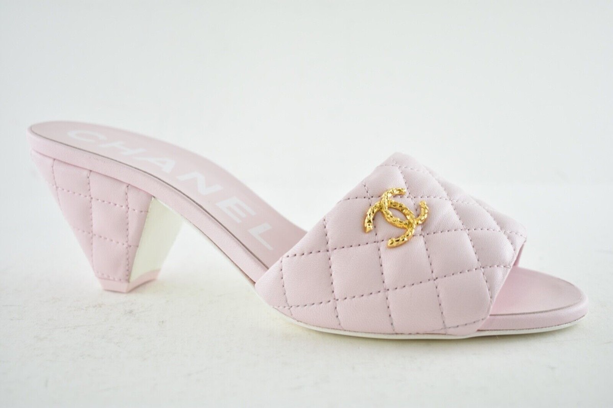 CHANEL パンプス　シャネル　ピンク　ロゴマーク付き 中古・古着通販】CHANEL (シャネル) ココマークパンプス