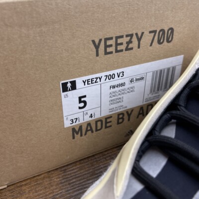 Adidas Yeezy Boost 700 V3 Azael Size 5 FW4980 OG Rare Kanye  display picture 1
