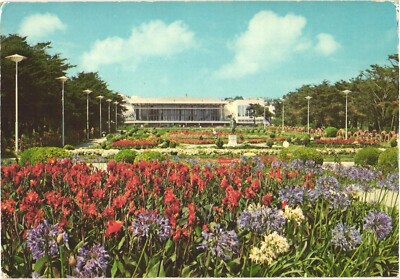 Beautiful Bed of Flowers, Casino And Park, Costa do Sol, Portugal Postcard