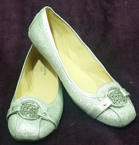 liz claiborne iris flats