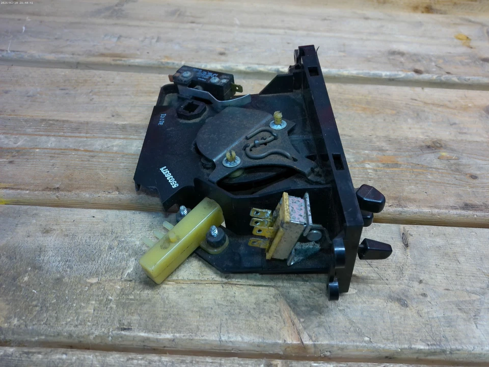 Interruptor de control de calor para calefacción Jeep Wrangler YJ 87-95 55036371 PIEZAS LEER Foto 3 de 4