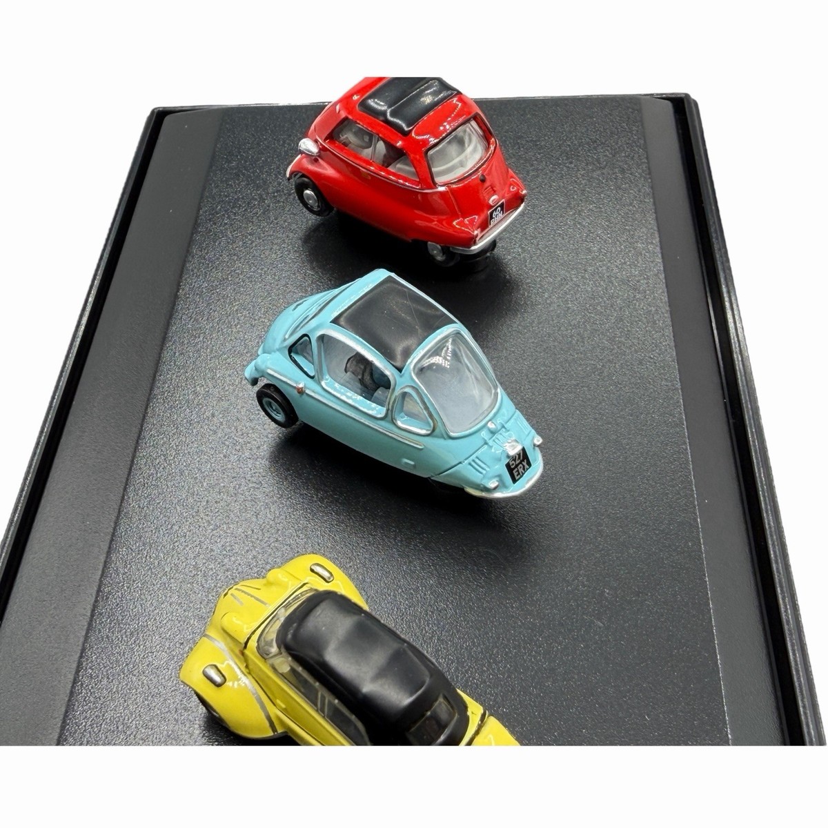 Bubble Car Microcar Set BMW Isetta Signal Red diecast model car