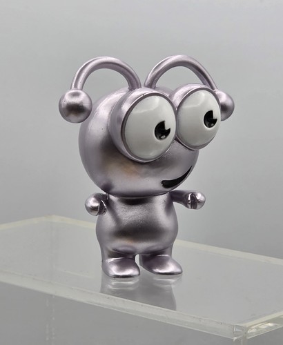 Cricut Cutie Wisteria 2 3/4" 2018 From Joann Fabric Mystery Box EXCLUSIVE LOOSE - Picture 13 of 18