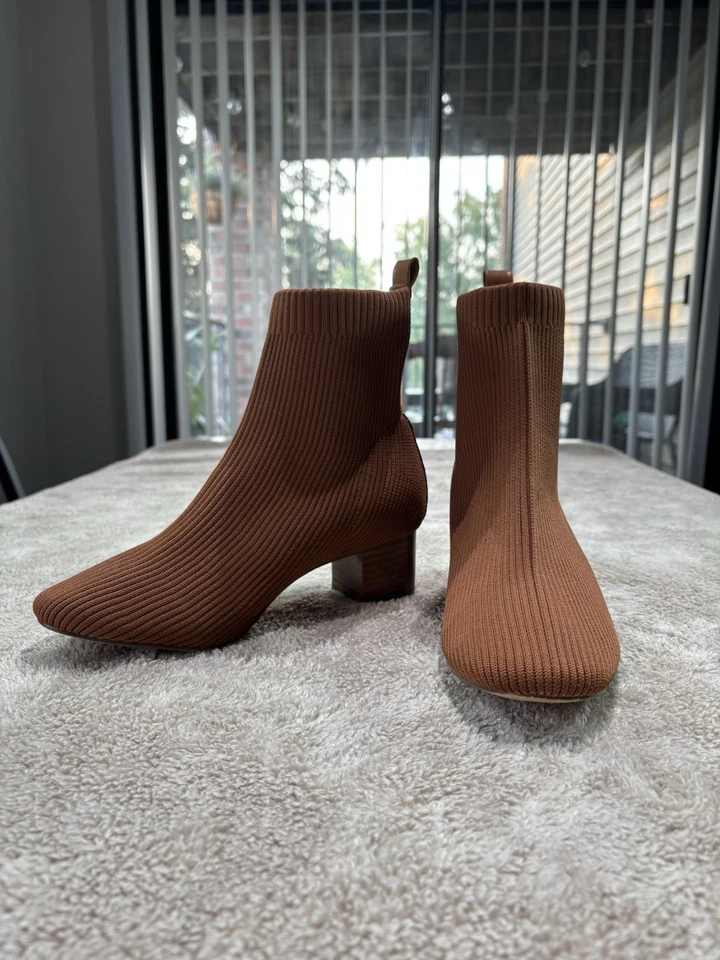 Joie Women’s Boots Neely Brown Ribbed Knit Stretchy Ankle Block Heal Size 6.5 - Image 3 of 4