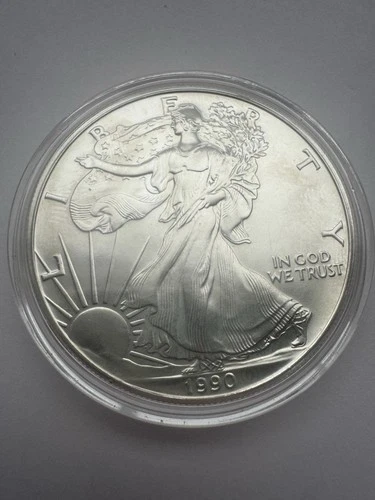 1990 American Silver Eagle Dollar Coin Uncirculated 0.999 Fine 1 oz