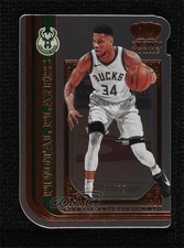 2021-22 Panini Crown Royale Pivotal Players 60/99 Giannis Antetokounmpo #1 00d2