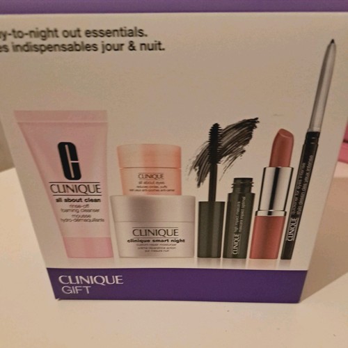Clinique Makeup And Skincare Gift Set - 6 Items, Including Mascara And Eye Cream