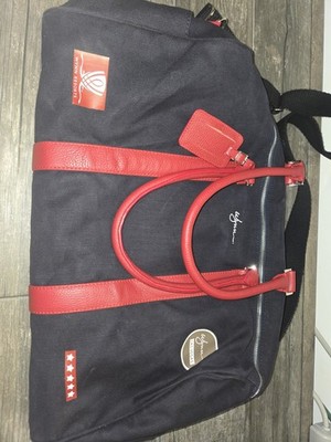 Wynn Casino Canvas Duffel Bag With Toiletry Bag  Retail Over $400