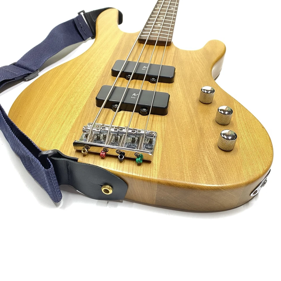 Bajo Washburn Pro XB-122 ~ Serie Bantam ~ Guitarra Artesanal Natural Foto 4 de 4