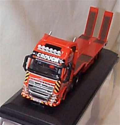 Oxford Diecast 76VOL4013 OO Gauge Volvo FH4 GXL Semi Low Loader 