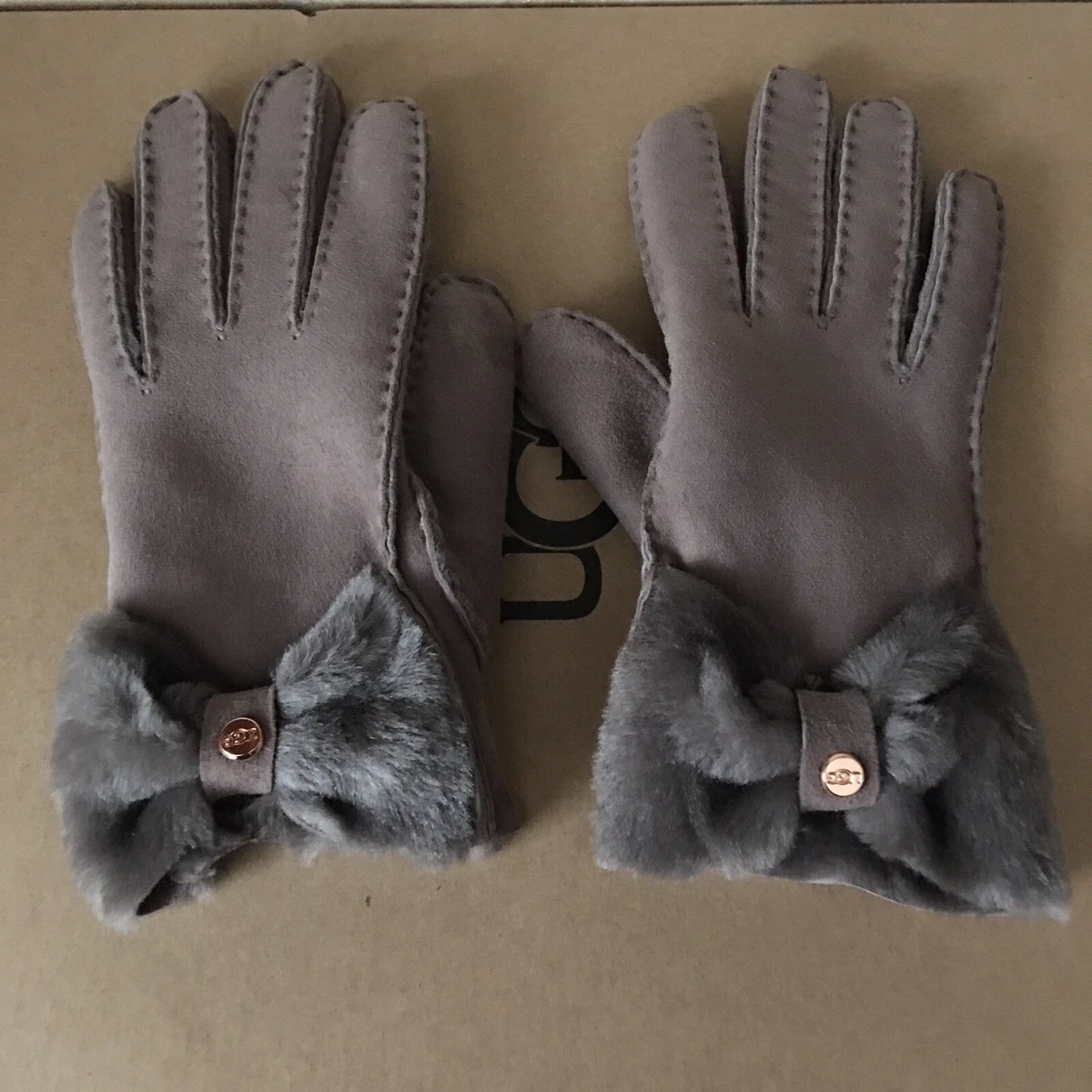Womens grey on sale suede gloves