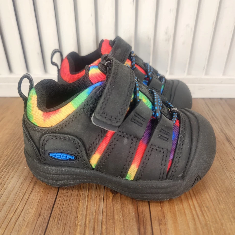 Keen Newport Niño Pequeño Talla 5 Negro Original Tie Dye Aire Libre Agua Trail Caminata Zapatos Foto 2 de 4