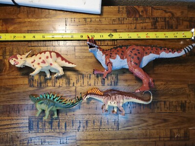 Terra By Battat Dinosaur Figures. Lot Of 4. Perfect condition. Must see pics.