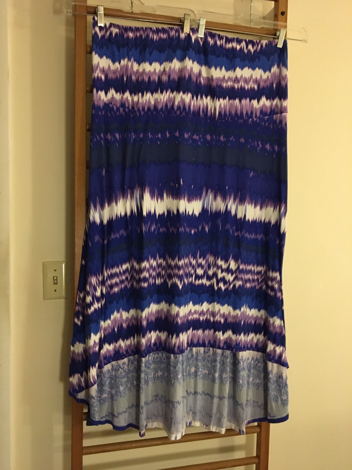 Picture 1 of 12