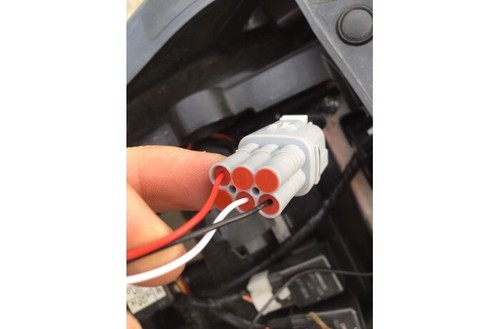 Indicador de Marcha Plug&Play con LED Rojo SUZUKI RMX 450 Z ALL - 第 3/5 張圖片