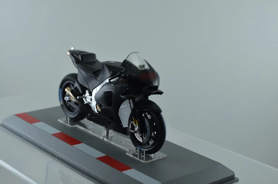 ALTAYA MOTOGP AU 1/18 MOTO HONDA RC213V JORGE LORENZO 2019 PRESEASON - Photo 3/4