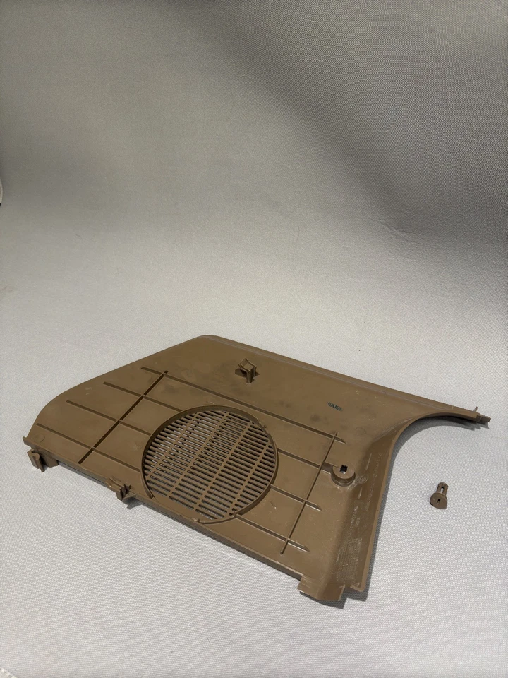 Cubierta de rejilla de altavoz panel de retroceso lateral para pasajero BMW E36 beige cupé/convertible Foto 2 de 4