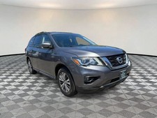 2019 Nissan Pathfinder SV