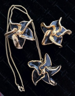 Vintage Amy Lacombe Earrings & Pendant Necklace Black & Gold 1988
