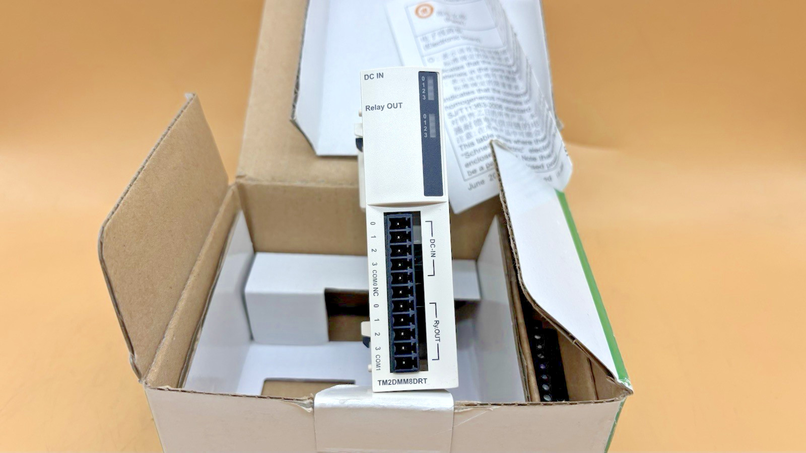 Schneider Electric TM2DMM8DRT module d extension Modicon M238 pour automates compacts