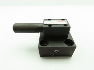 Husky Hydraulic Cartridge Valve CCE Sz 32 Cover Block  Relief/ Check Valve