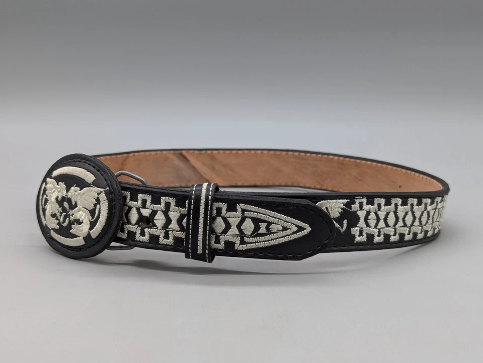 Authentic Youth Mexican Western Cinto Piteado Hand Braided Belt Black Size 26 - Image 3 of 4