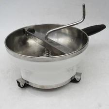 OXO Good Grips Stainless Steel Food Mill Purees Sauces Kitchen Utensil  1 Blade