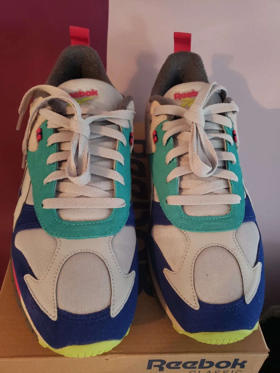 Classic leather hotsell rc 1 shoes