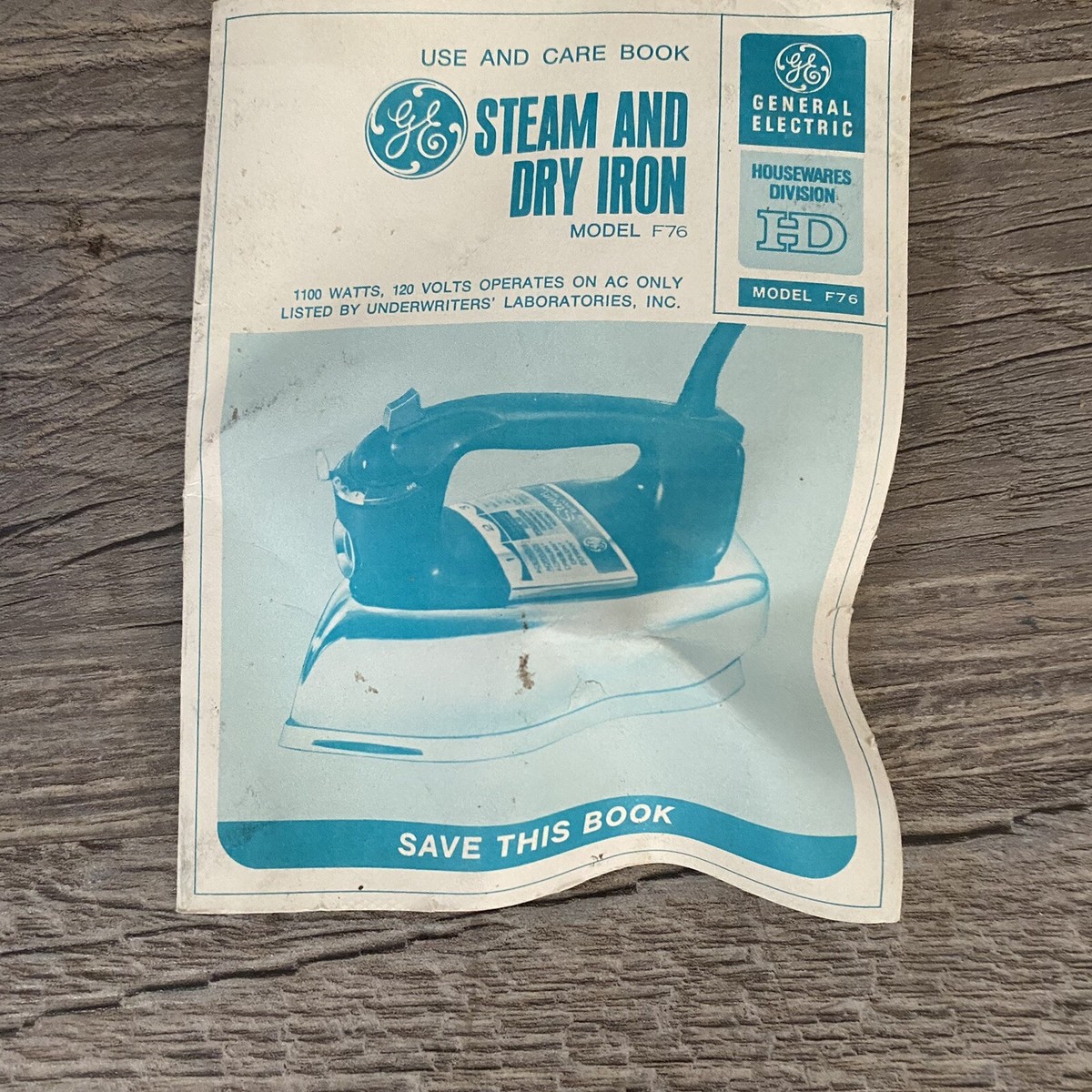 Vintage GE General Electric Steam & Dry Iron 1100 Watts Cloth Cord