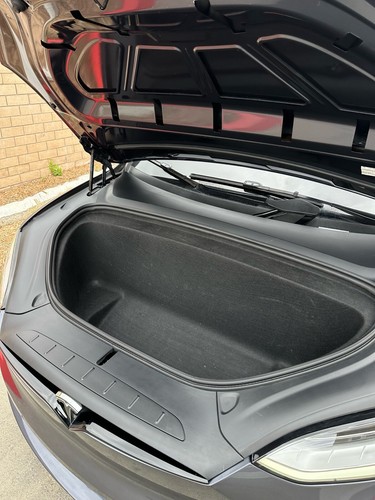 2022 Tesla Model X Dual Motor Long Range - Picture 15 of 19