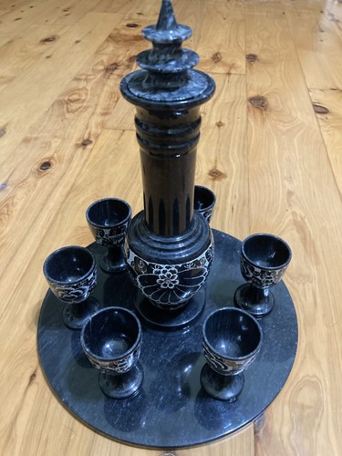 8 Stück Schwarz/Weiß Geschnitzt Marmor Schnaps Dekanter mit Tablett & 6 Tassen Set