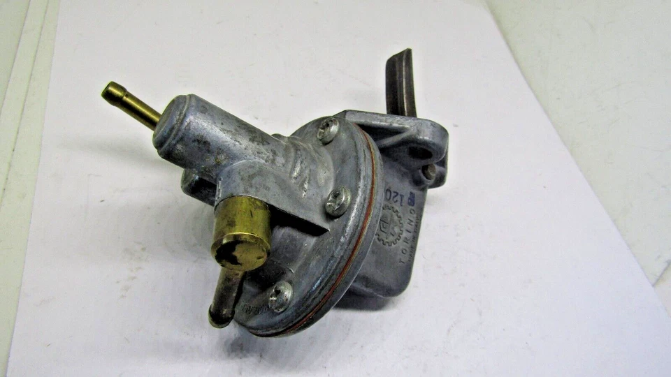 BOMBA DE COMBUSTIBLE MECÁNICA 41079 se adapta a DATSUN 1200 1970 1973 (A12) Foto 3 de 4