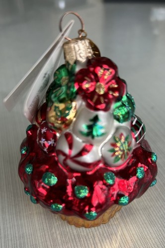 Christopher Radko CHRISTMAS CAKE STORY BOOK KIDS BLOWN GLASS ORNAMENT NWT - Picture 2 of 4