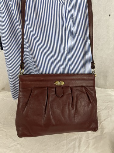 VINTAGE ETIENNE AIGNER Brown CROSSOVER PURSE Bag Soft Leather - Picture 3 of 12