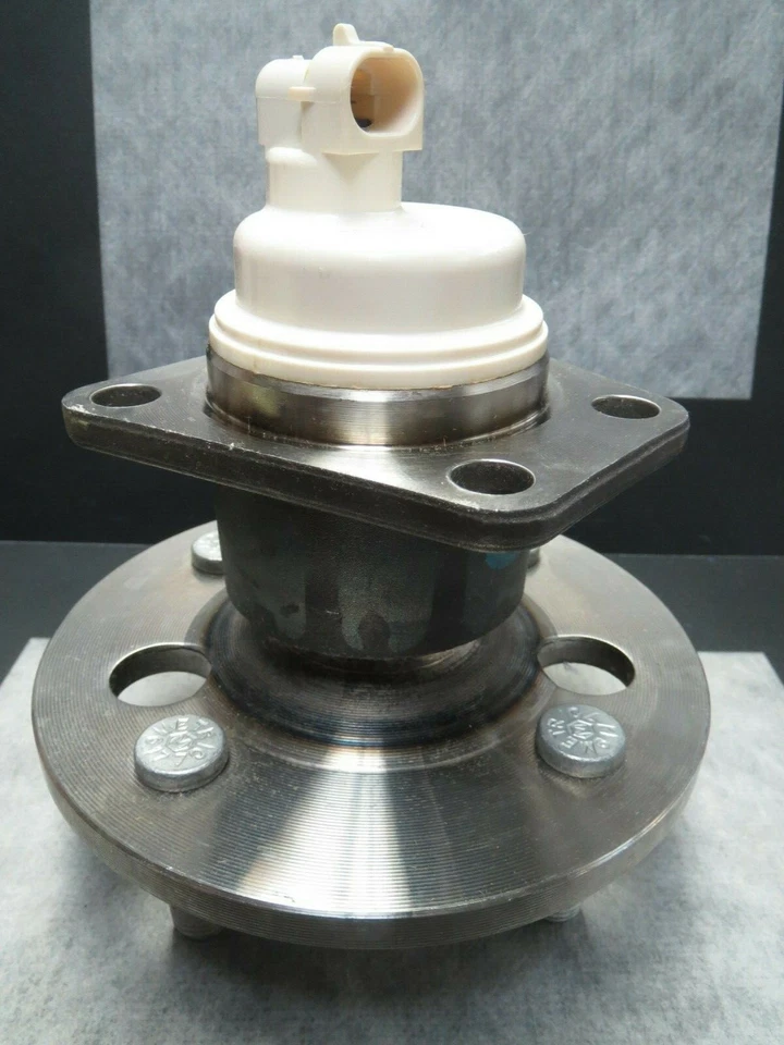 Conjunto de buje de cojinete de rueda trasera para Saturn con ABS 512002 Hecho en EE. UU. ¡Envío rápido! Foto 4 de 4